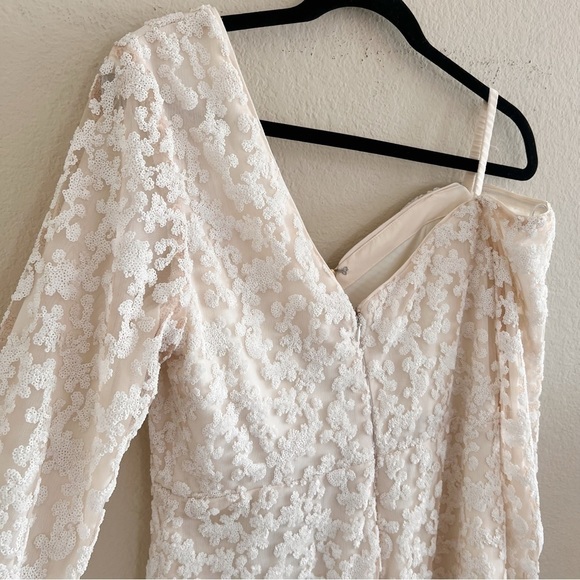 Self-Portrait Textured Cream Off-Shoulder Mini Dress - Picture 6 of 15